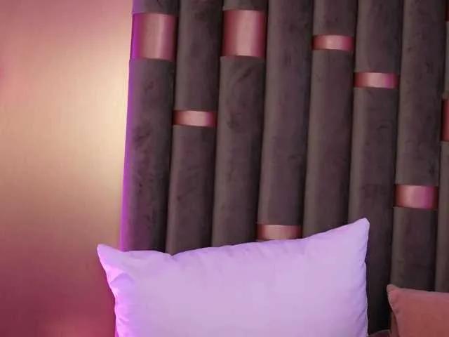 AmeliaAngell — I love to tease, to play, and to build that slow-burning chemistry that makes every second together unforgettable.