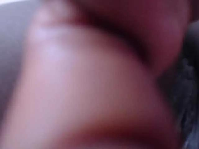 goldenn-ass — I love people talk about my body, to touch my body and love C2C to see you cumming for me!