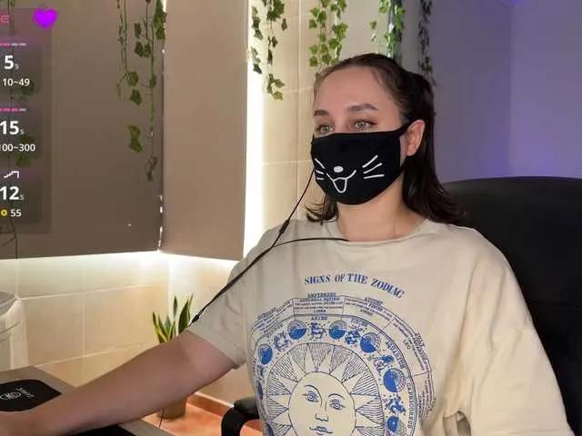 GummyPeach on BongaCams 