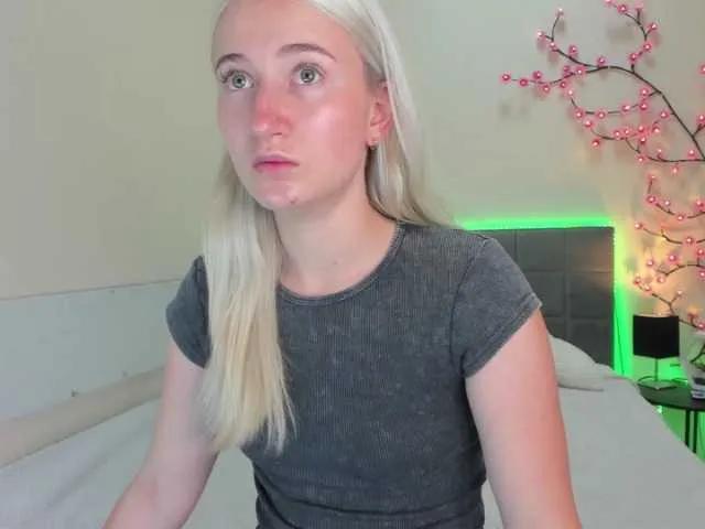 HollyTaillor on BongaCams 