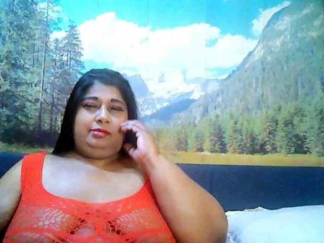 indianhoney on BongaCams 