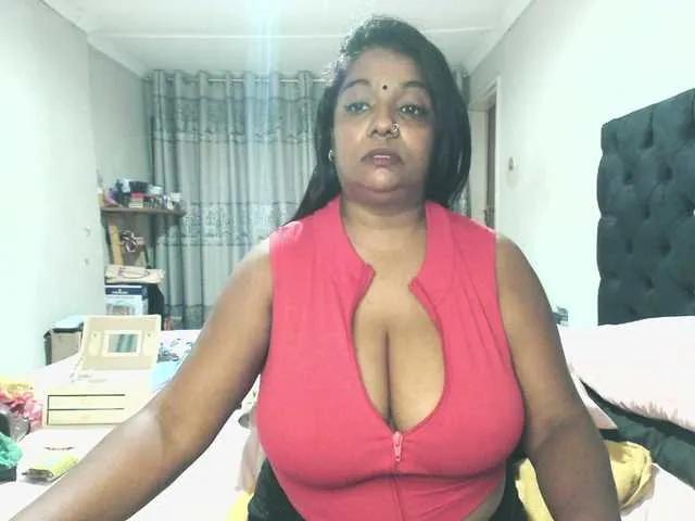 Indianmayaxoxo on BongaCams 