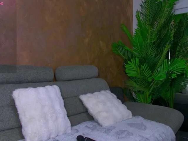 InnesTaylor on BongaCams 