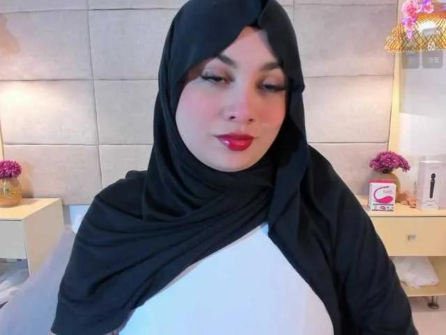 janaadhara — It turns me on to know that you can seduced me, I would like to have a gentlemen on my room, someone that I can feel confortable with