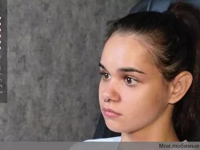 LollyMille on BongaCams 