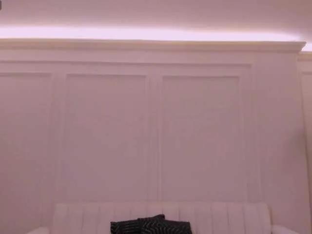 MaiaCollins1 on BongaCams 