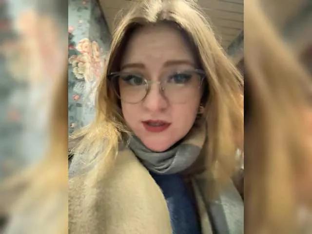 MrsAnna — The perfect mix of tenderness and passion makes me shiver, and I adore when you take control in the most exciting way. Foreplay is my weakness, especially when it's paired with deep looks and wandering hands. 