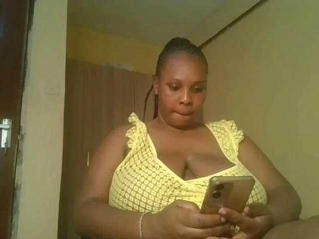 Queenlily25 — Freechat on BongaCams