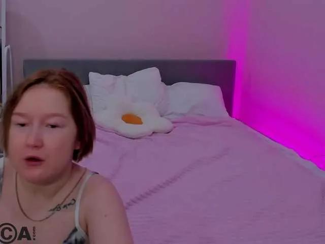 Sara-Moor — I'm turned on by hands, interesting fantasies and submission