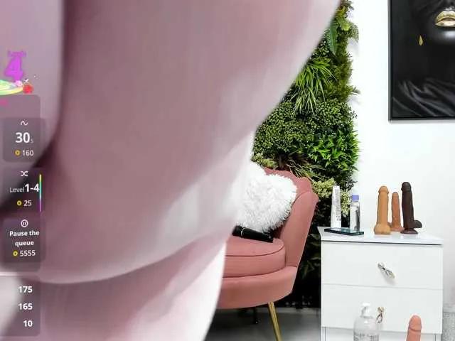 Sweetcherry30 on BongaCams 