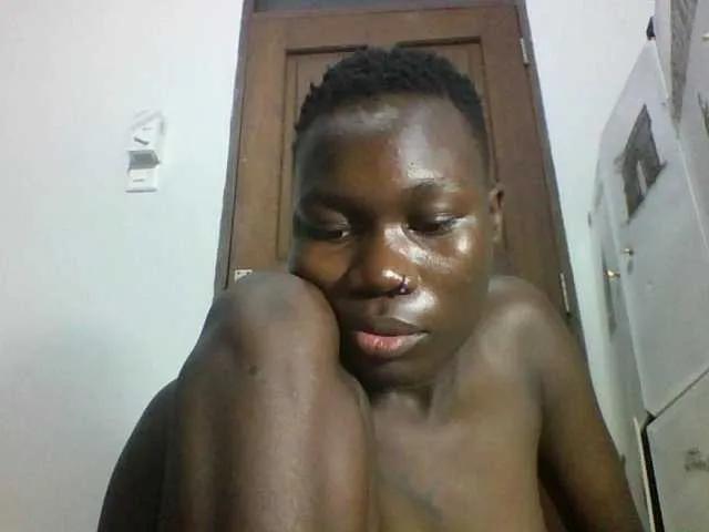 Sweetchocolate on BongaCams 