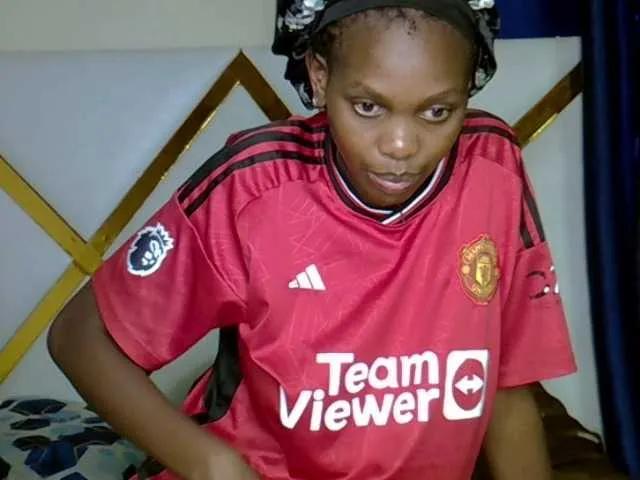 Sweetebony123 on BongaCams 