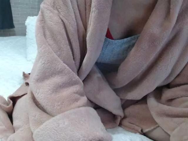 sweetmaju on BongaCams 