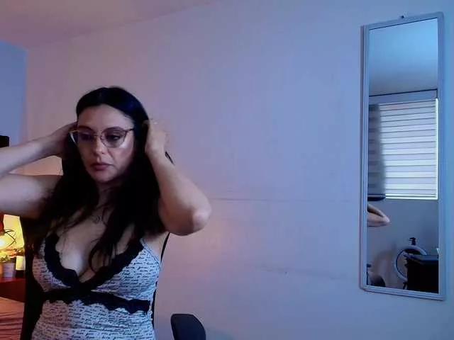 Zuzana21 on BongaCams 