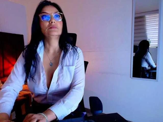 Zuzana21 on BongaCams 