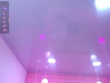 _laaura_ on Chaturbate 