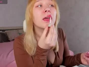 amy_kimberlly — GOAL: twerking [51 tokens remaining] Relax with me #ahegao #blonde #teen #german #daddysgirl