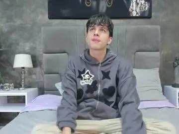 bruce_hans — Ass play [83 tokens left] #latin #new #bigcock #cum #young