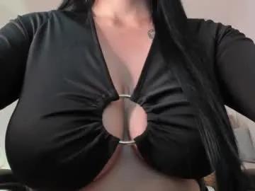 darling_spoiled — GOAL: OIL MY BOOBS [48 tokens remaining] Tricks, treats... or both at once?  #bigboobs #latina #squirt #bigass #milk