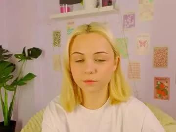 elenamonroee on Chaturbate 