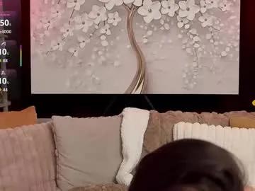 entitled_candy — make me cum?? [617 tokens remaining] #bombshell #mature #lovense #naturalboobs #heels #nylons