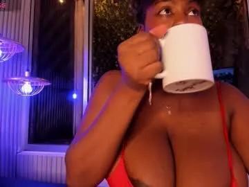 gisellefox_1 — Hi loves ,am New here on Chaturbate welcome to my room and let's get to make many friends around the world your tips gives me pleasure #ebony #milk #anal  #mommy  #latina