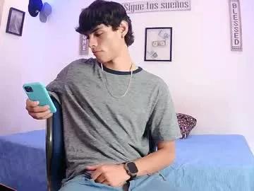 harrythomson1 on Chaturbate 