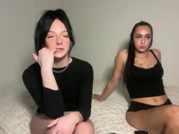 kendallmonroee — SHORTS OFF #new #19 #fun #tease [1400 tokens remaining]