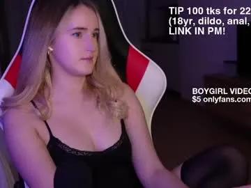 lailatoks — Tip 100 tks = 22 Videos! (18yr,Anal,Dildo,F-machine,Squirt etc)  blue buttplug @ goal! [4699 tokens remaining]