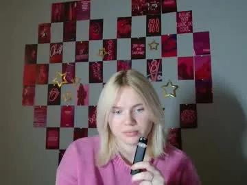 leyla_le — #findom   #british #new    #18 #aussie