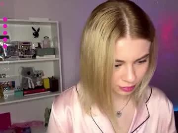 lil_elisa — GOAL: flash my booty [22 tokens remaining] Hey my name is Elisa, fav pattern 111 ,pvt is open #teen #18 #young #shy #bigboobs