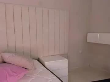 littleoliviia_ on Chaturbate 