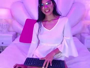 lolapierce on Chaturbate 