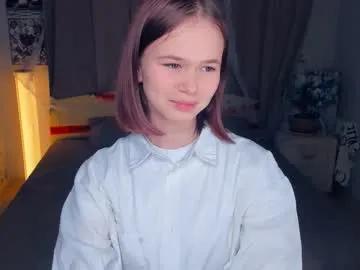 lynncozzy — Your little angel here! GOAL -  let's start this beautiful day with me <3 #new #shy #18 #teen #skinny [11 tokens remaining]