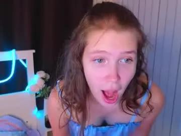 maygoodsell — GOAL:tease you with my shorts Welcome to my night stream  #brunette #bigass #18 #nonude #bigtits [25 tokens remaining]