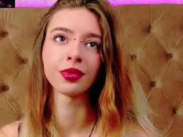 mira_lynxx — GOAL: Surprise [0 tokens remaining] Welcome Guys, Time to be Naughty #lovense #feet #squirt #skinny #young