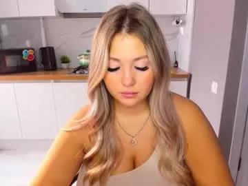 sarahmils on Chaturbate 