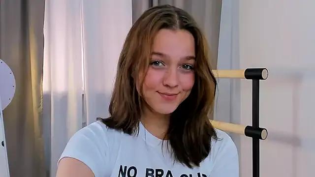 Addelin_Moon on StripChat 