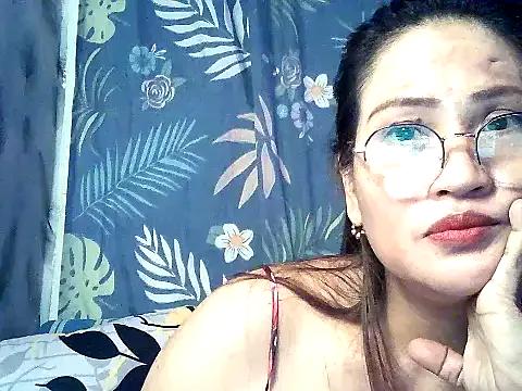 Amazing_Angel22 on StripChat 