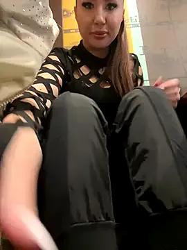 beautydiamond — Show tits in caffe