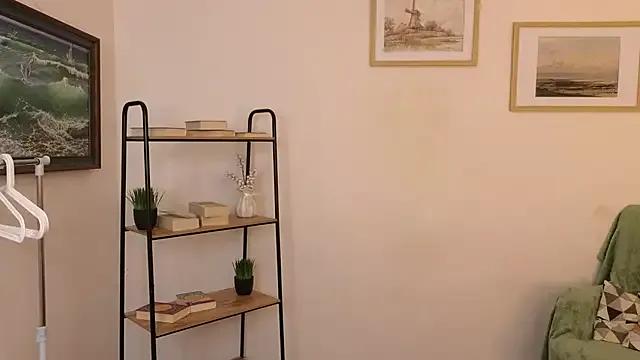 Bonnie_Nunez — flash boobs + pinch nipples max