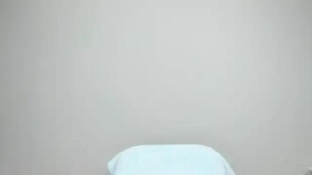 CocoaMilk18 on StripChat 