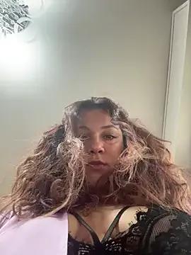 DaisyVibesss —   hello!