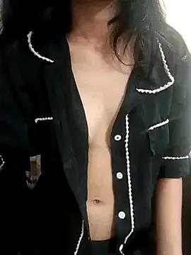 Daizy_Shah — Buying new phone this week