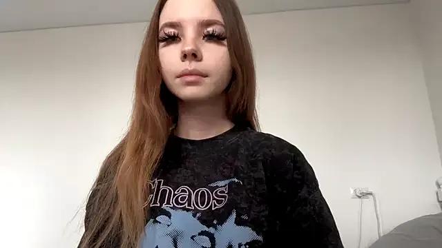 EhtelBiondi on StripChat 