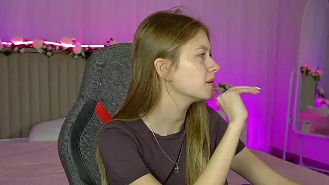 EveMundie on StripChat 