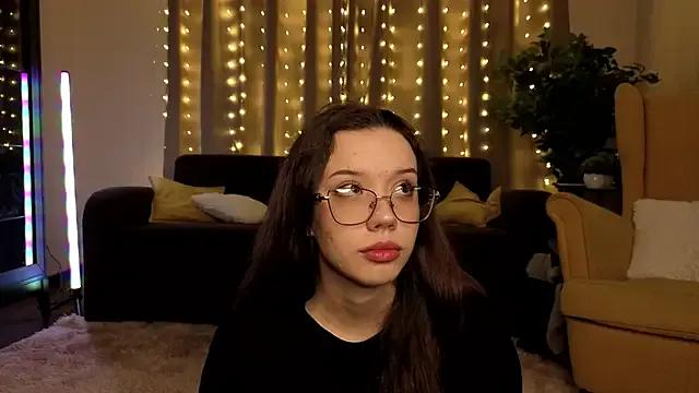 FabiolaCowing — swap jeans on my sexy shorts