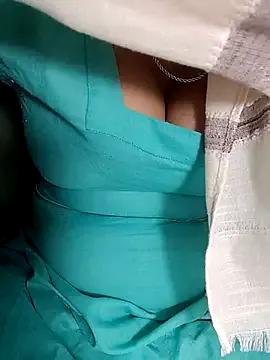 Hotty-Monaa on StripChat 