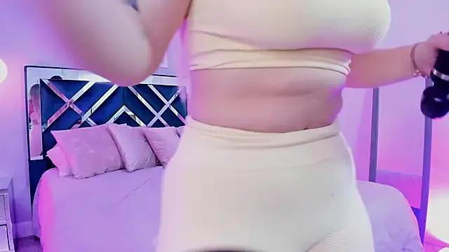 ibella7 — look my boobs 