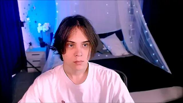 karl_mans — show ass